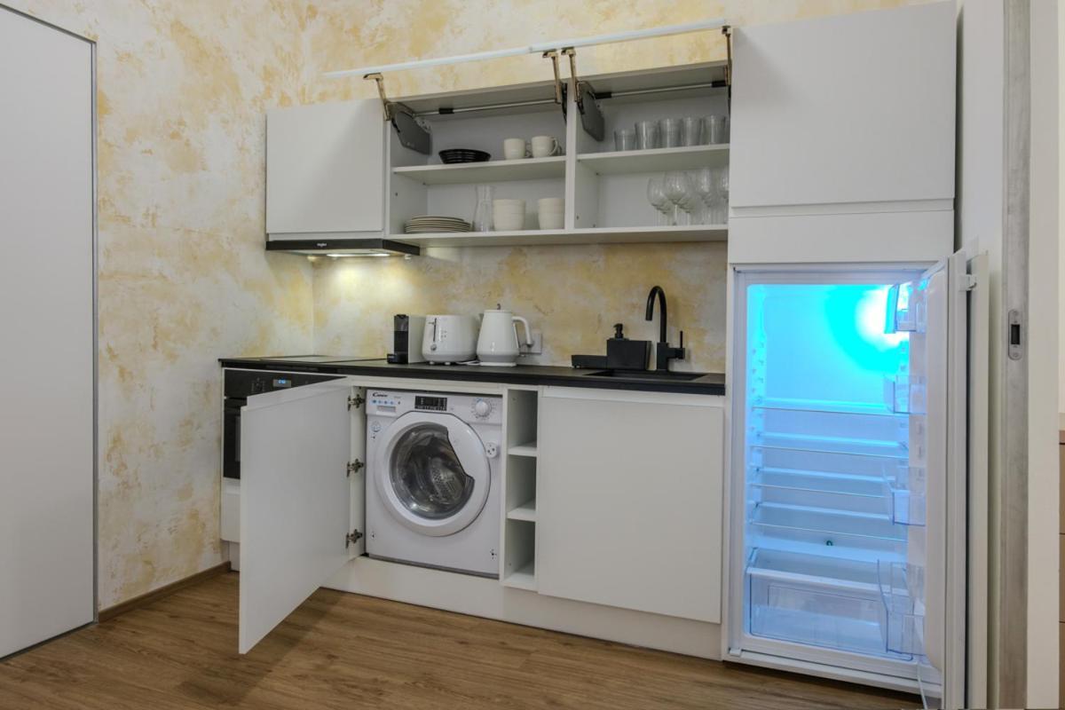 Apartman V Srdci Prahy Прага Екстер'єр фото